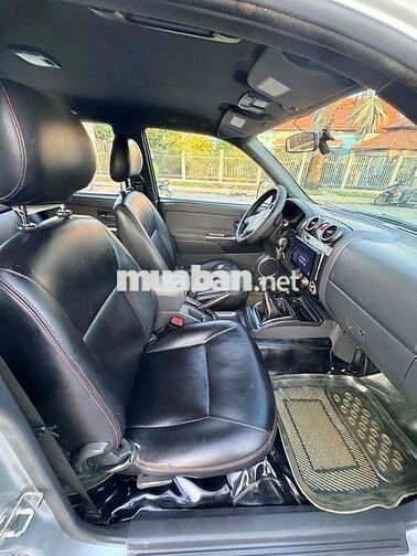 Isuzu Dmax 2012 Bạc