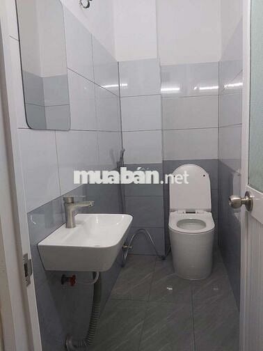 phòng mới xây, hẻm 5 Mễ cốc p15 q8