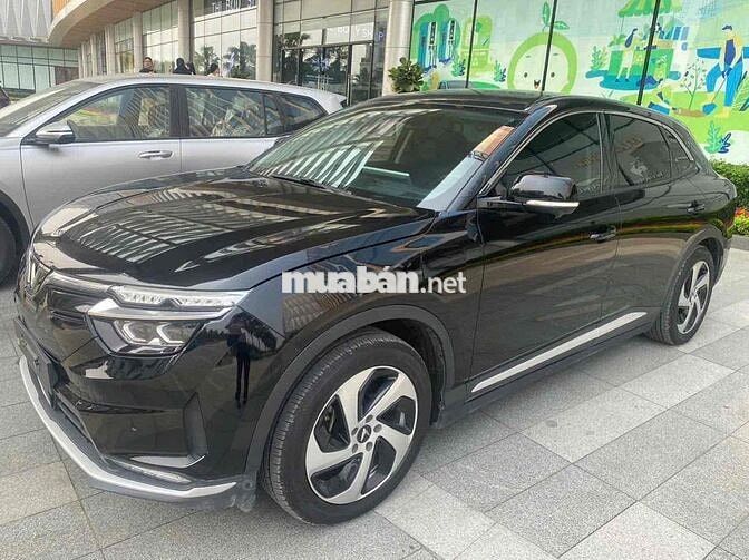 Xe điện VinFast VF8 Eco 2023 Đen