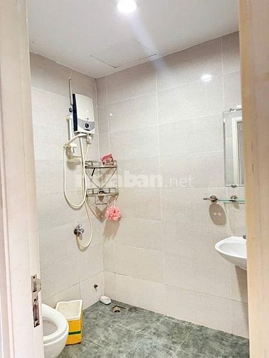 Chung cư Đường Sắt, CMT8, Q3: 2p ngủ, 85m2, 11tr/th, ban công