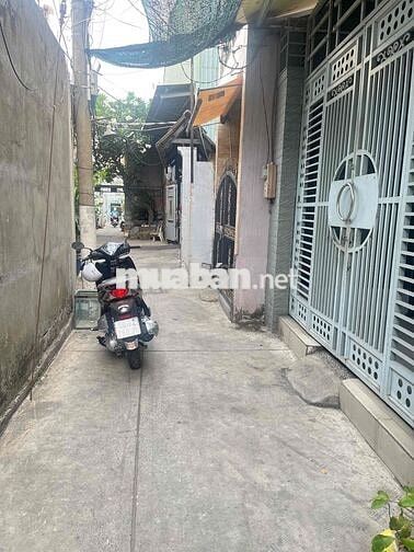 nhà cho thuê 1 trệt 1 lầu 160 m QL50 xã BH
