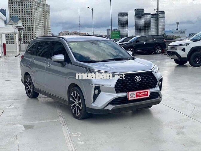 Toyota Veloz Cross Top Bạc
