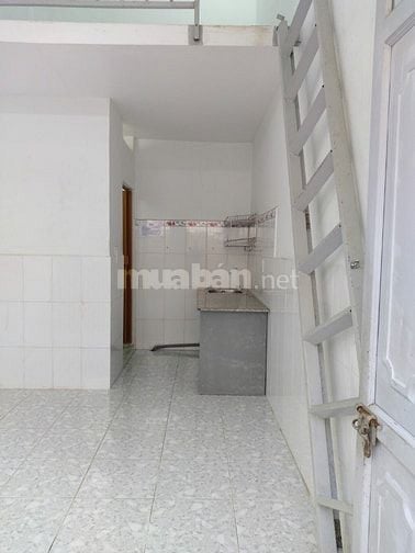 CHO THUÊ PHÒNG TRỌ, PHÒNG SẠCH ĐẸP, TOÁNG MÁT, CÓ GÁC, CÓ NHÀ ĐỂ XE.