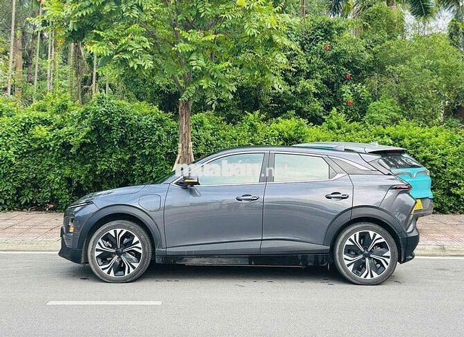 Xe điện VinFast VF6 Plus 2024 Xám