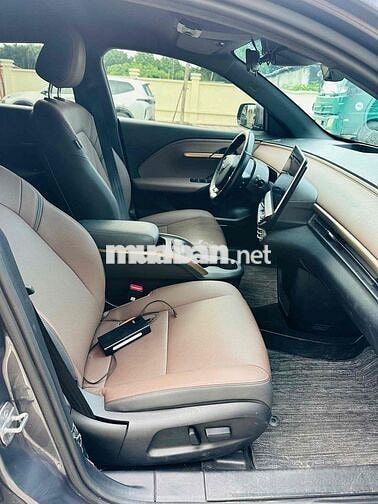 Xe điện VinFast VF6 Plus 2024 Xám