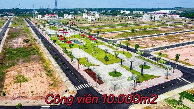 Bán gấp đất mặt tiền ĐT741 Tân Uyên, gần KCN Vsip. Sổ sẵn, giá rẻ