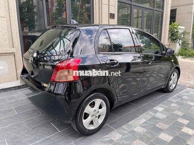 Toyota Yaris 2007 10 vạn Đen