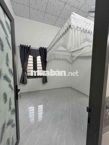 BÁN GẮP NHÀ MỸ HẠNH GẦN CẦU LỚN HÓC MÔN GIÁ 525TR