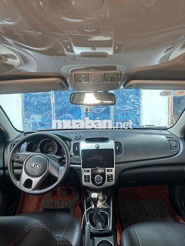 Kia Forte Bạc Số sàn 5 chỗ