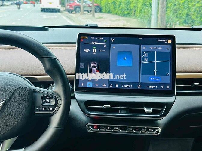 Xe điện VinFast VF6 Plus 2024 Xám