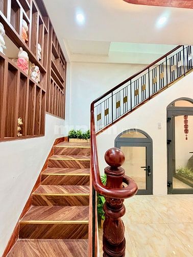 Bán căn nhà hẻm 15 đường Cầm Bá Thước, P.7, Q. Phú nhuận