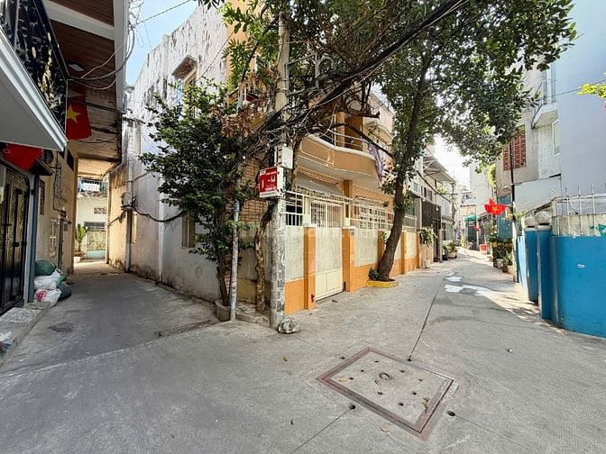 Bán căn nhà hẻm 15 đường Cầm Bá Thước, P.7, Q. Phú nhuận
