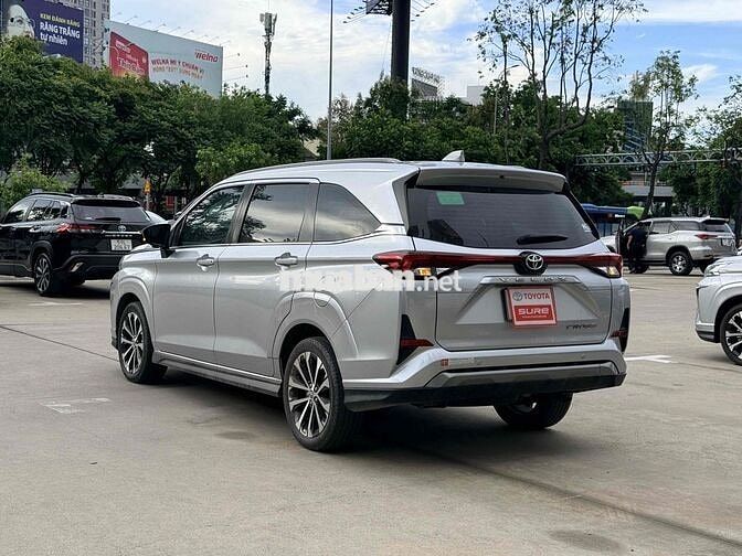 Toyota Veloz Cross 2023 1.5 Top 49.000 km Bạc