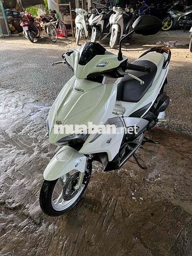 Honda Air Blade Fi 2017 Trắng Đã sử dụng