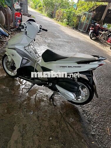 Honda Air Blade Fi 2017 Trắng Đã sử dụng