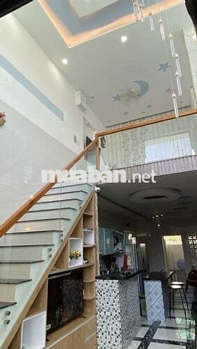 BÁN NHÀ 1 TRỆT 1 LẦU LỬNG HÒA LONG BÀ RỊA