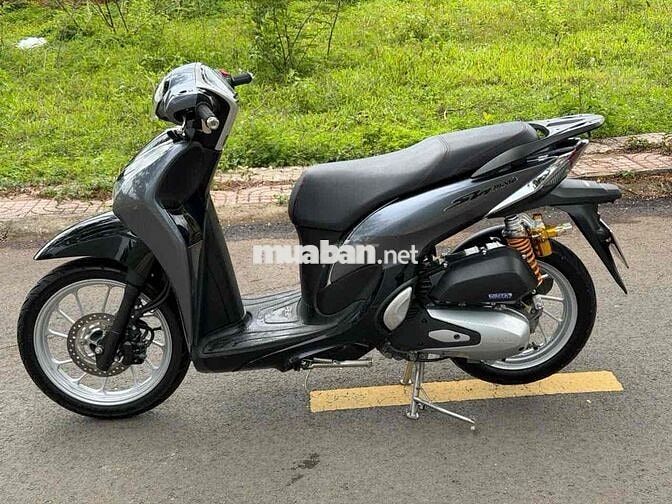 Honda Air Blade Trắng