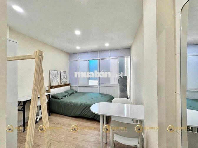 Phòng Ban Công_Tách Bếp_Full Nội Thất_Võ Thị Sáu_CV Lê Văn Tám_Quận 1