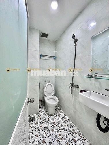 Phòng Ban Công_Tách Bếp_Full Nội Thất_Võ Thị Sáu_CV Lê Văn Tám_Quận 1