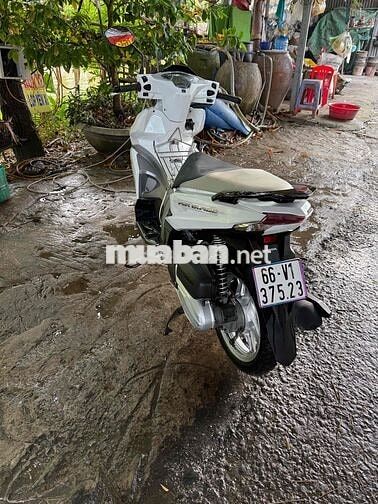 Honda Air Blade Fi 2017 Trắng Đã sử dụng