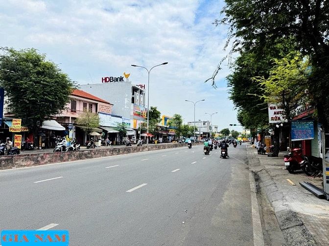 CHO THUÊ NHÀ MẶT TIỀN KINH DOANH : 439 LÊ TRỌNG TẤN - P. SƠN KỲ - Q.TP