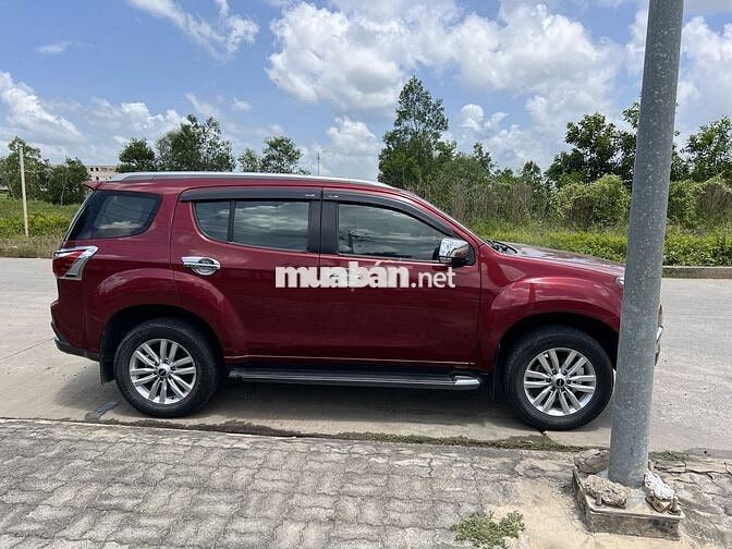 Isuzu MU-X 2018 Đỏ 105k km