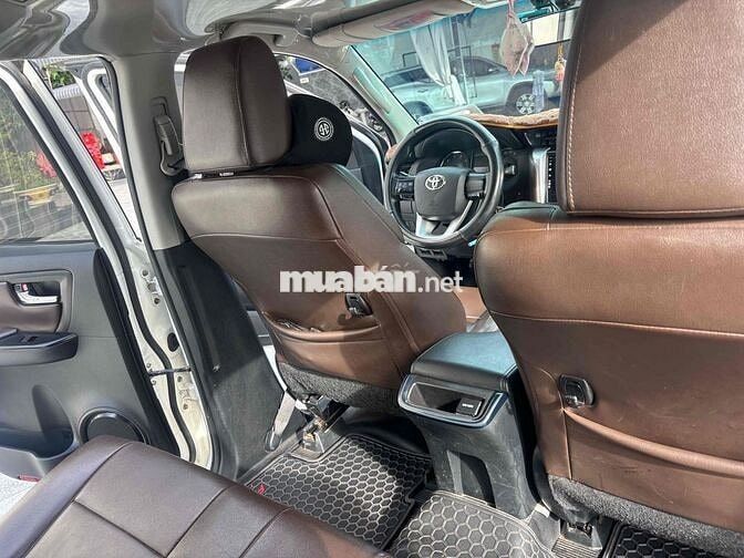 Toyota Fortuner 2019 Trắng