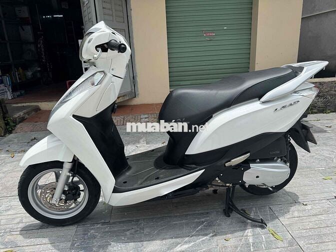 Honda Lead 2014 màu Trắng