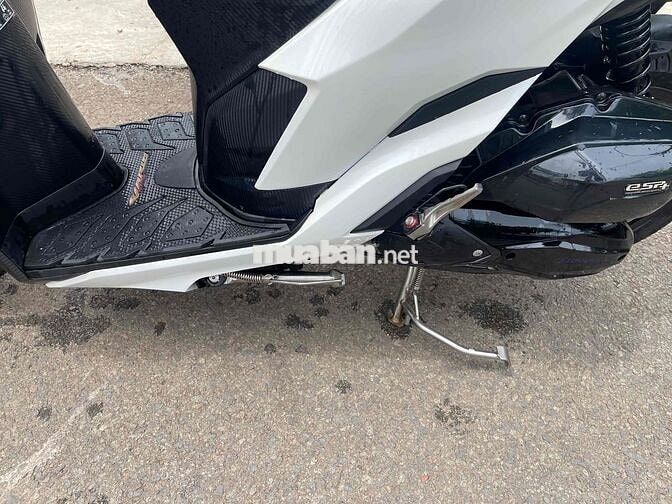 Honda Vario Trắng 7261 km