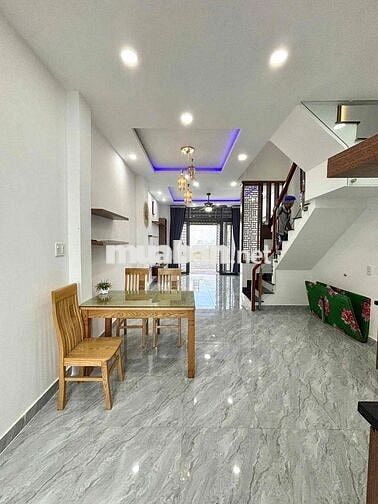 CHÍNH CHỦ BÁN NHÀ TẶNG NỘI THẤT