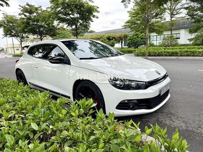 Volkswagen Scirocco 2010 2.0L Xe Rất Đẹp