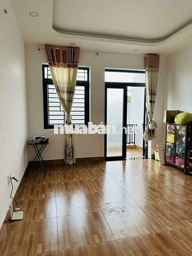 NHÀ 4X20M 1 TRỆT 3 LẦU MT HÀ CHƯƠNG GIÁ TỐT