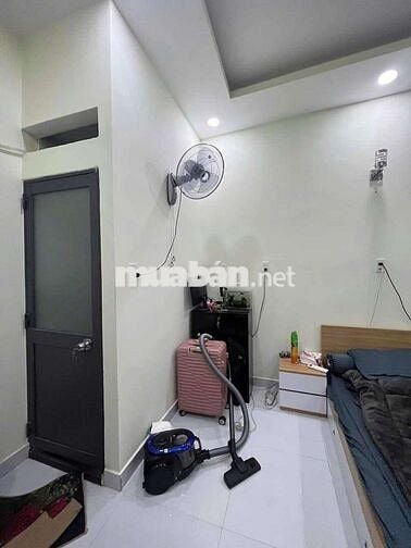 BÁN NHÀ PHẠM NGỌC CHỢ TÂN HƯƠNG QUẬN TÂN PHÚ 24m² 2TẦNG HXH CHÍNH CHỦ