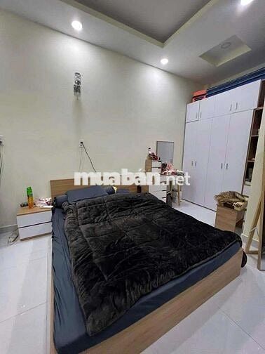 BÁN NHÀ PHẠM NGỌC CHỢ TÂN HƯƠNG QUẬN TÂN PHÚ 24m² 2TẦNG HXH CHÍNH CHỦ