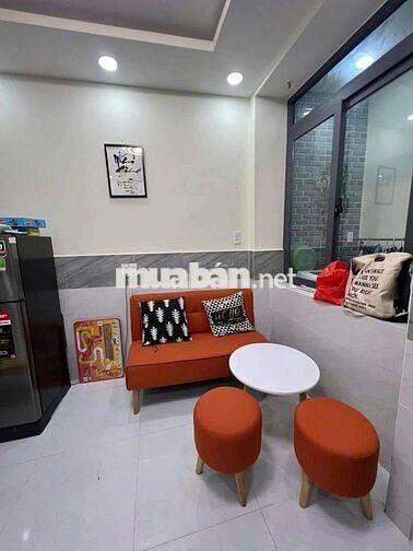 BÁN NHÀ PHẠM NGỌC CHỢ TÂN HƯƠNG QUẬN TÂN PHÚ 24m² 2TẦNG HXH CHÍNH CHỦ