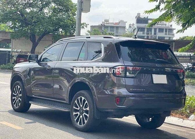 Ford Everest Platium 4x4 2024 hồ sơ cầm tay, xhđ