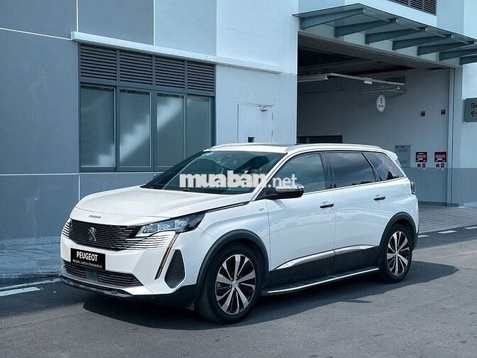 Peugeot 5008 2022 GT 27000 km Trắng