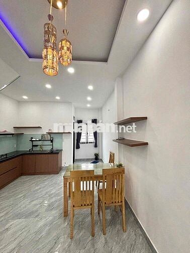 CHÍNH CHỦ BÁN NHÀ TẶNG NỘI THẤT