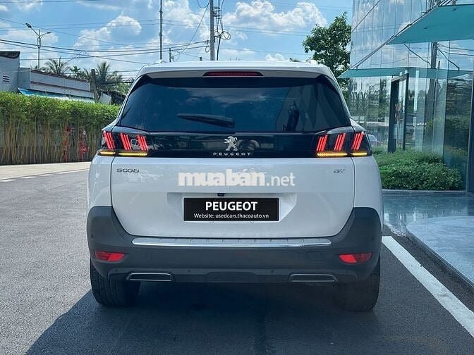 Peugeot 5008 2022 GT 27000 km Trắng