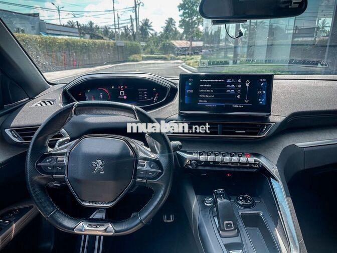 Peugeot 5008 2022 GT 27000 km Trắng