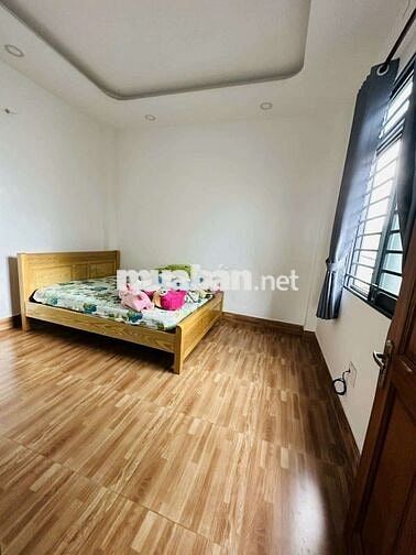 NHÀ 4X20M 1 TRỆT 3 LẦU MT HÀ CHƯƠNG GIÁ TỐT