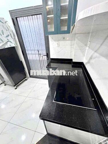 NHÀ ĐẸP - 2PN - SẴN 3 MÁY LẠNH - HẺM XE HƠI - 9TR/THÁNG