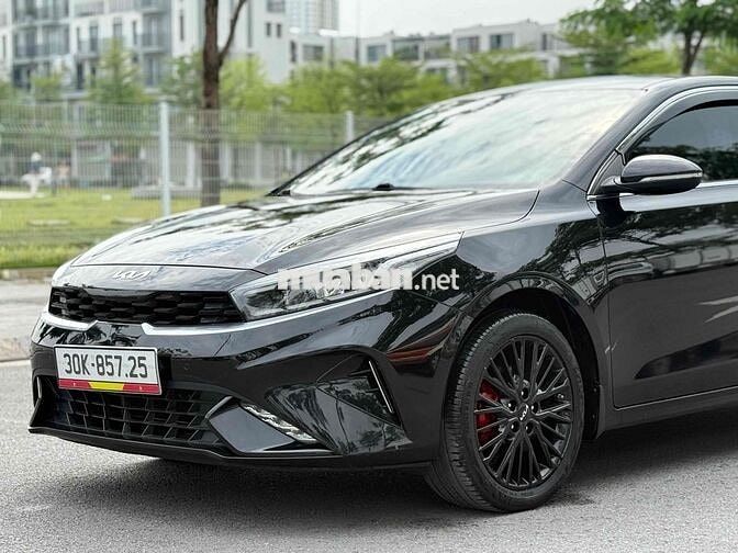 Kia K3 2022 2.0 Premium 24000 km Đen