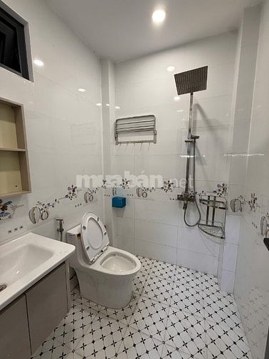 CHDV 1PN full nội thất có Bếp Ban Công có Thang máy Nơ Trang Long