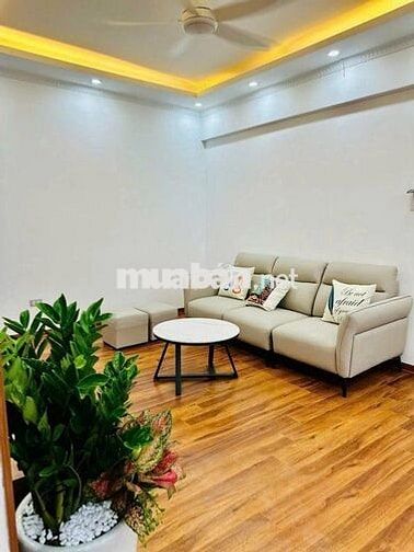 NGƯỜI QUEN NHỜ BÁN CHUNG CƯ CẦU GIẤY 47M2 – 5,25 TỶ - FULL NỘI THẤT