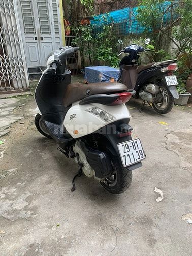 Cần bán xe Piaggio Zip 100cc Việt Nam, SX 2019 màu trắng, xe đẹp