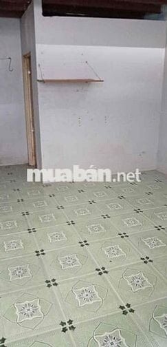 nhà trọ sân vườn rộng rãi thoáng mát