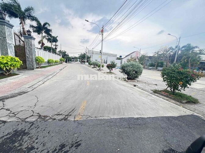 cần bán 116m2 thổ kdc phúc giang ds1 nhựa 6m dân cư hiện hữu xây td