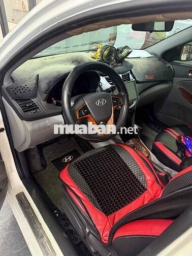 Hyundai Accent 2012 Trắng