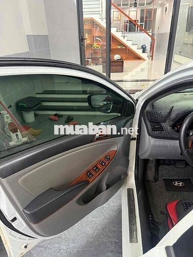 Hyundai Accent 2012 Trắng